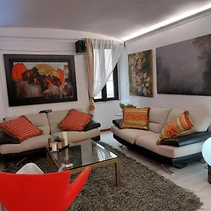 Spanish Steps Bedroom Roma